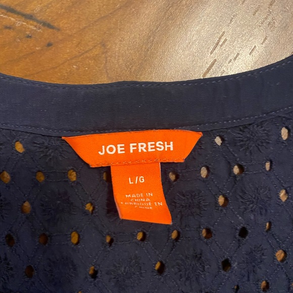 Joe Fresh sleeveless blouse in navy - Picture 3 of 6